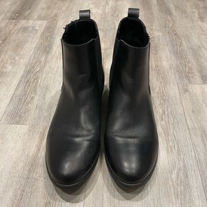 Aldo Ankle Boots (US9 Women)